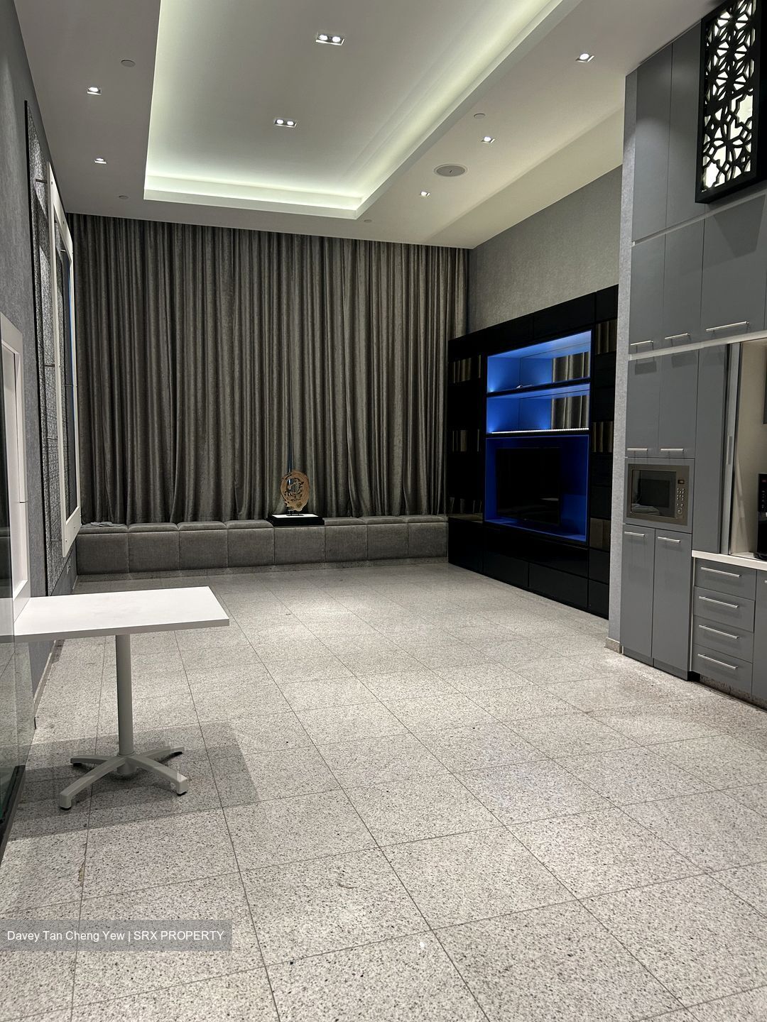 The Central (D1), Office #630679481